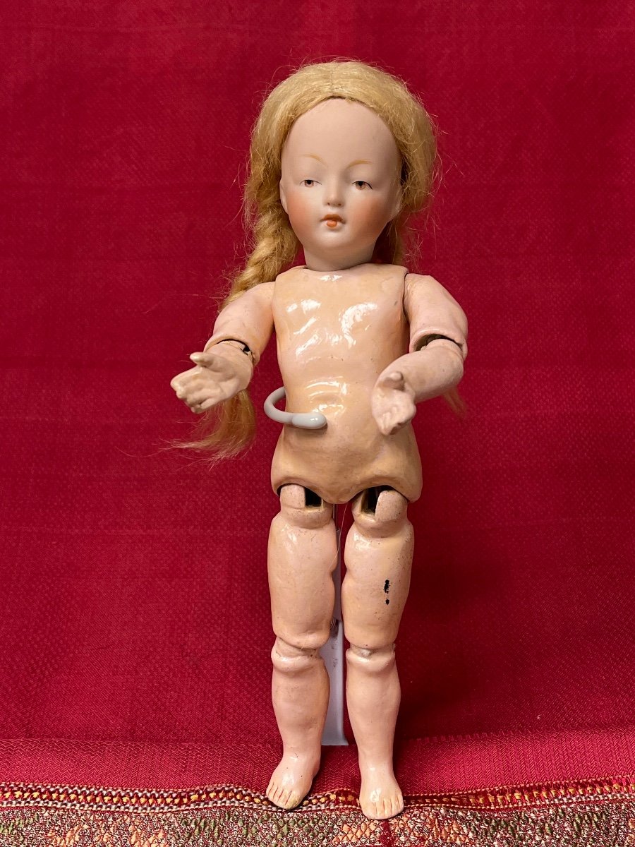 9" German Character Girl Attributed To Bärh & Pröschild In Size 1-photo-1