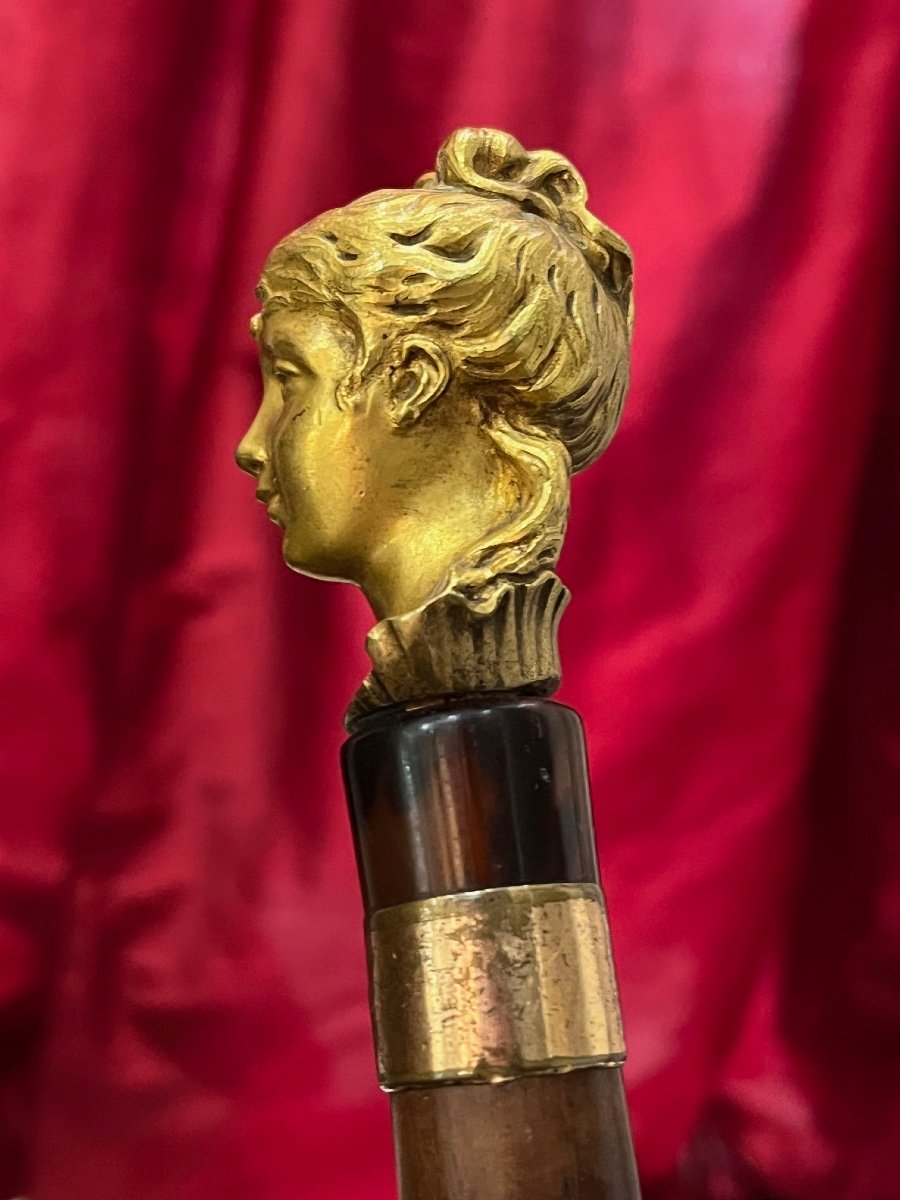 Belle Canne De Femme En Bois d'Acajou à Pommeau Tête De Femme En Bronze Doré -photo-1