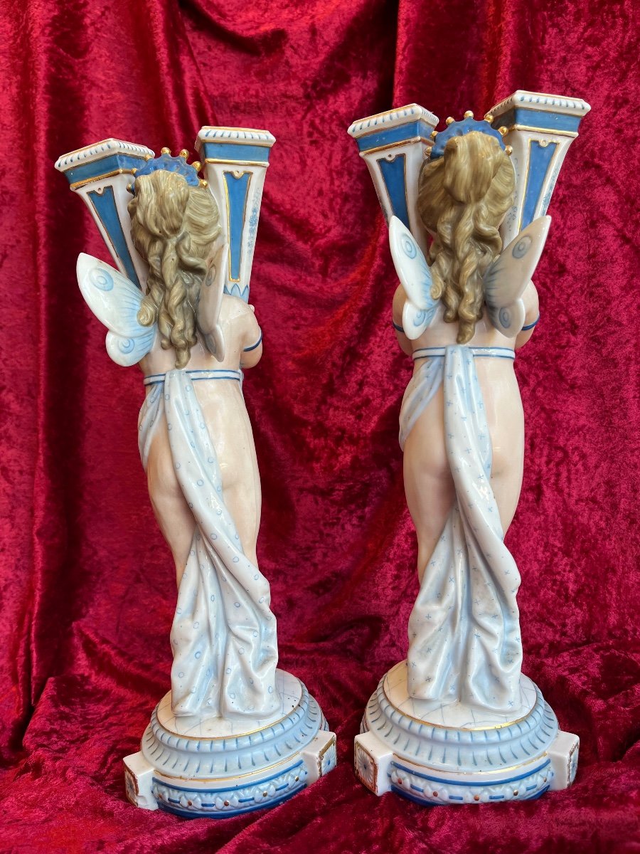 Paire De Vases En Porcelaine En Forme De Fées Dans Le Style Néoclassique-photo-2