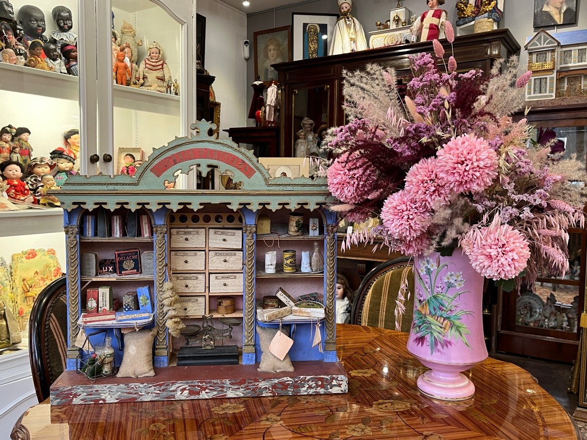 Ancienne épicerie Française En Bois « Epicerie Parisienne »