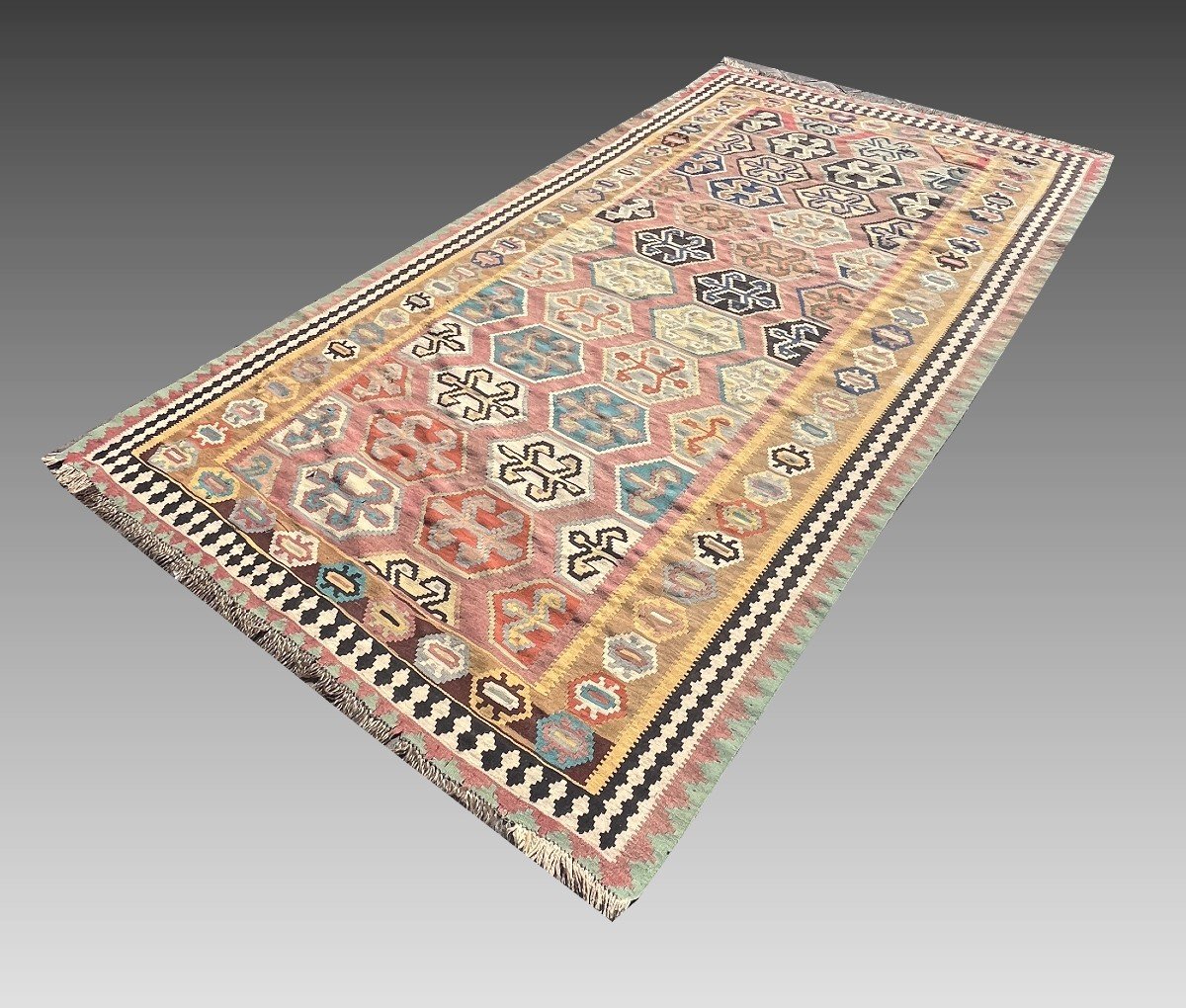 Rug Kilim Made By The Gashgai Tribes.  1.60 X 2.95 Meters -photo-4