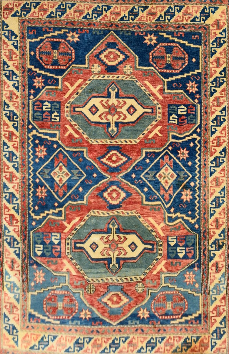 Tapis Caucasien Shirvan Ancien  - Dimensions : 1.22 X 1.80 Mètres" 