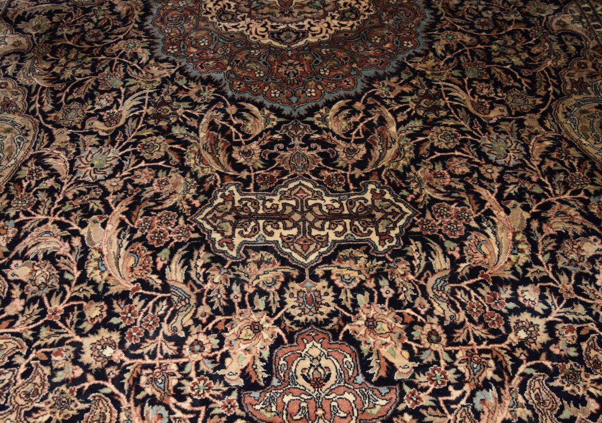 Sino-persian Rug - Handmade - 2.90 X 1.85 Meters-photo-1