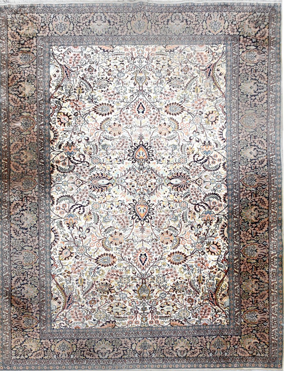 Kashmir Silk Oriental Rug: 1.68 X 2.63 Meters 