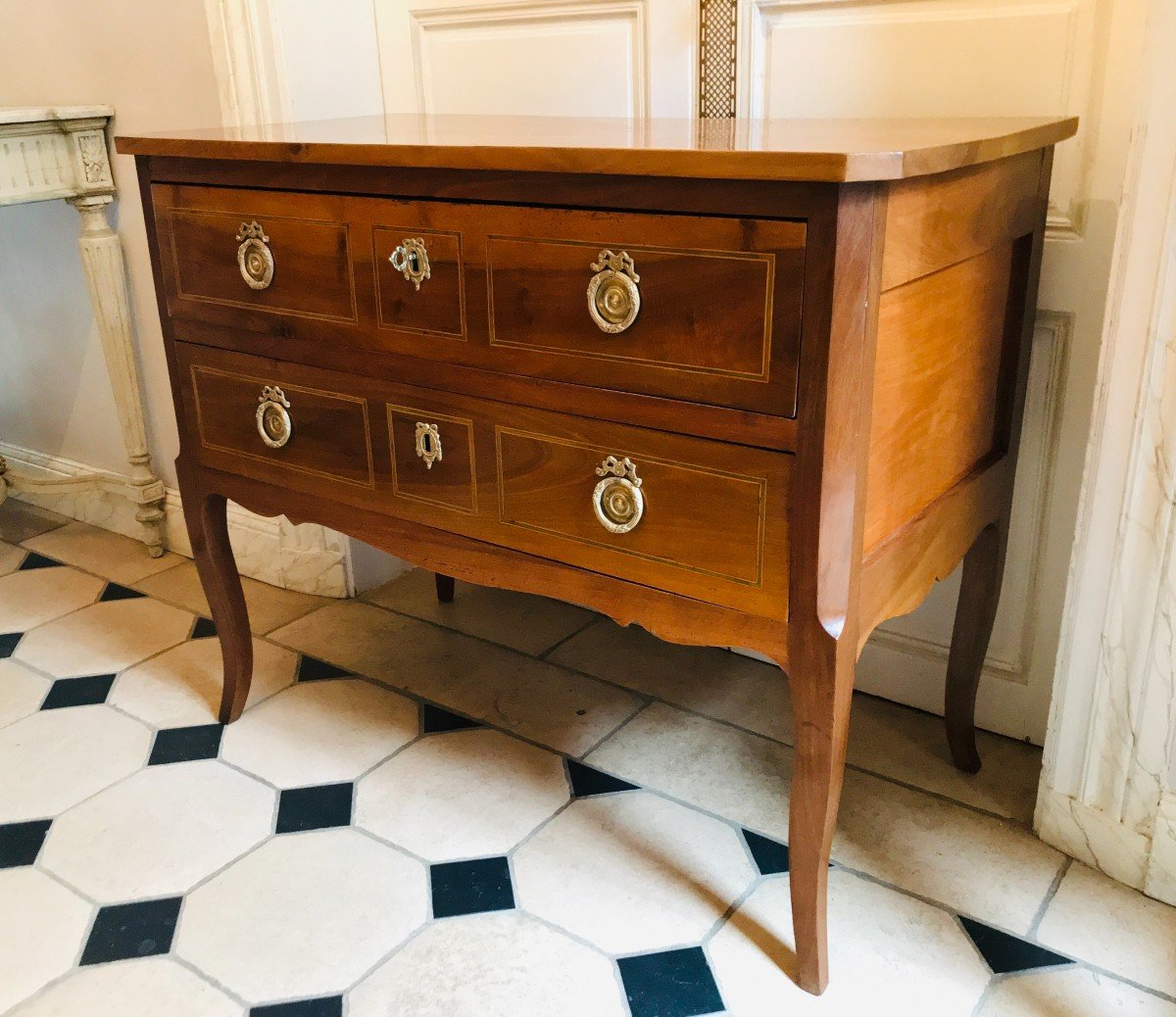 Chest Of Drawers In Walnut - XVIIIth