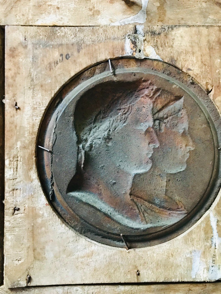 Bronze Medallion With The Image Of Napoleon And Joséphine-photo-4