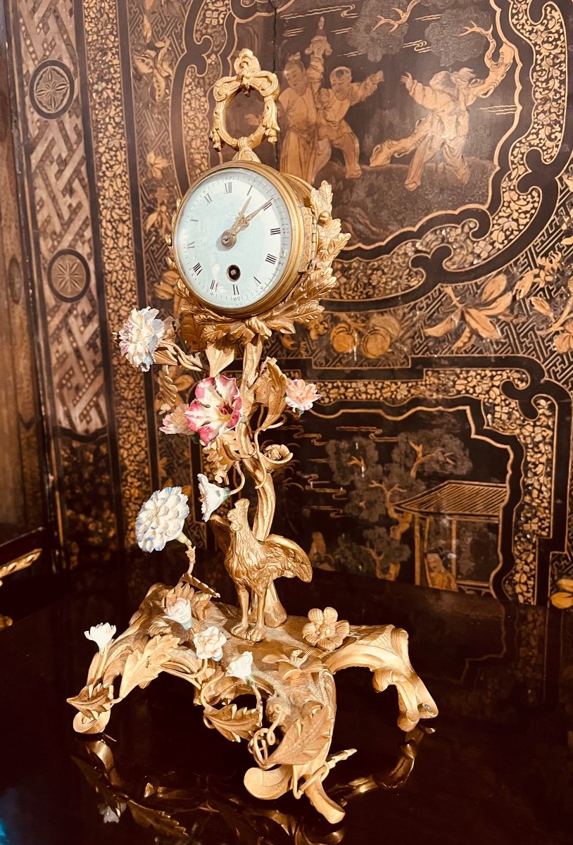 Gilt Bronze Rocaille Clock With Rooster And Soft Paste Flower 18th Century 