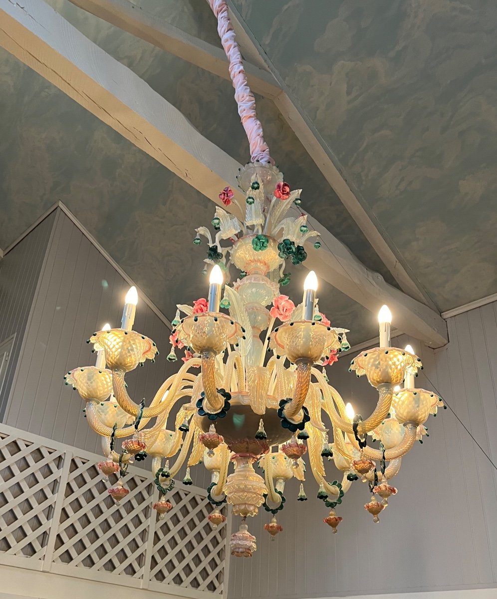 Important 12 Lights Murano Glass Chandelier 