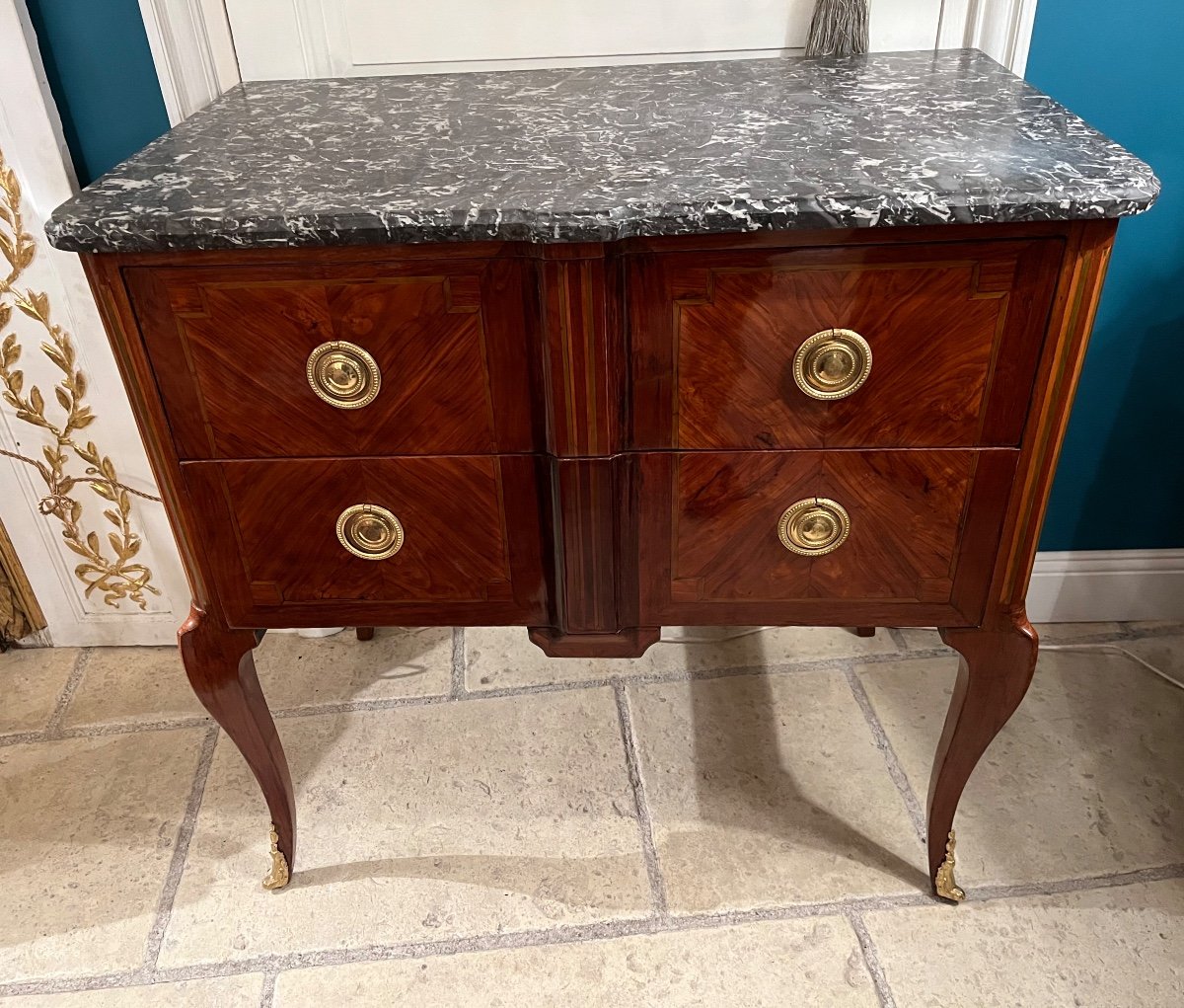 Commode Transition En Bois De Rose Et Satiné Du XVIIIe