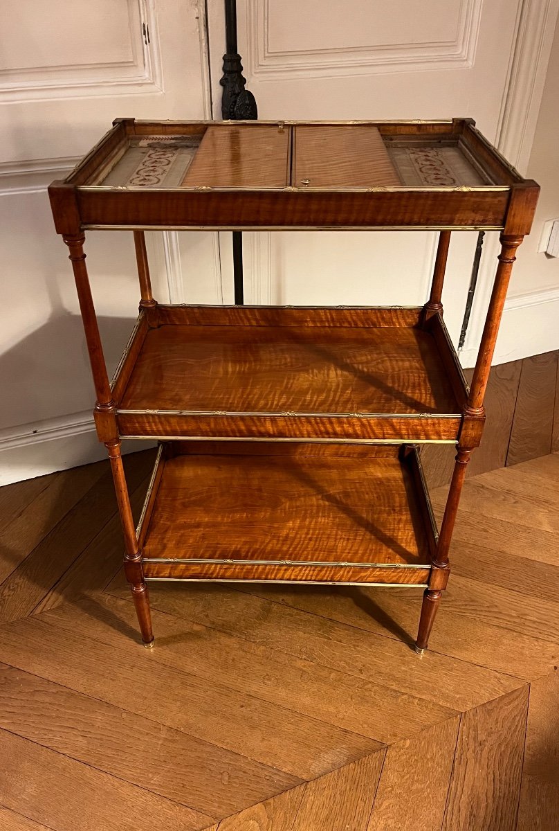 Table De Salon En Citronnier De Style Louis XVI De La Maison Chevrié 