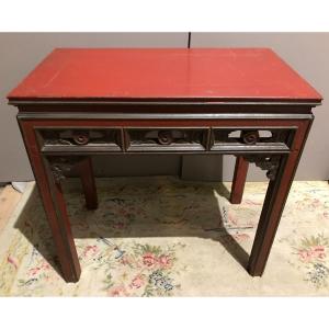 Red Lacquer Table - Asia