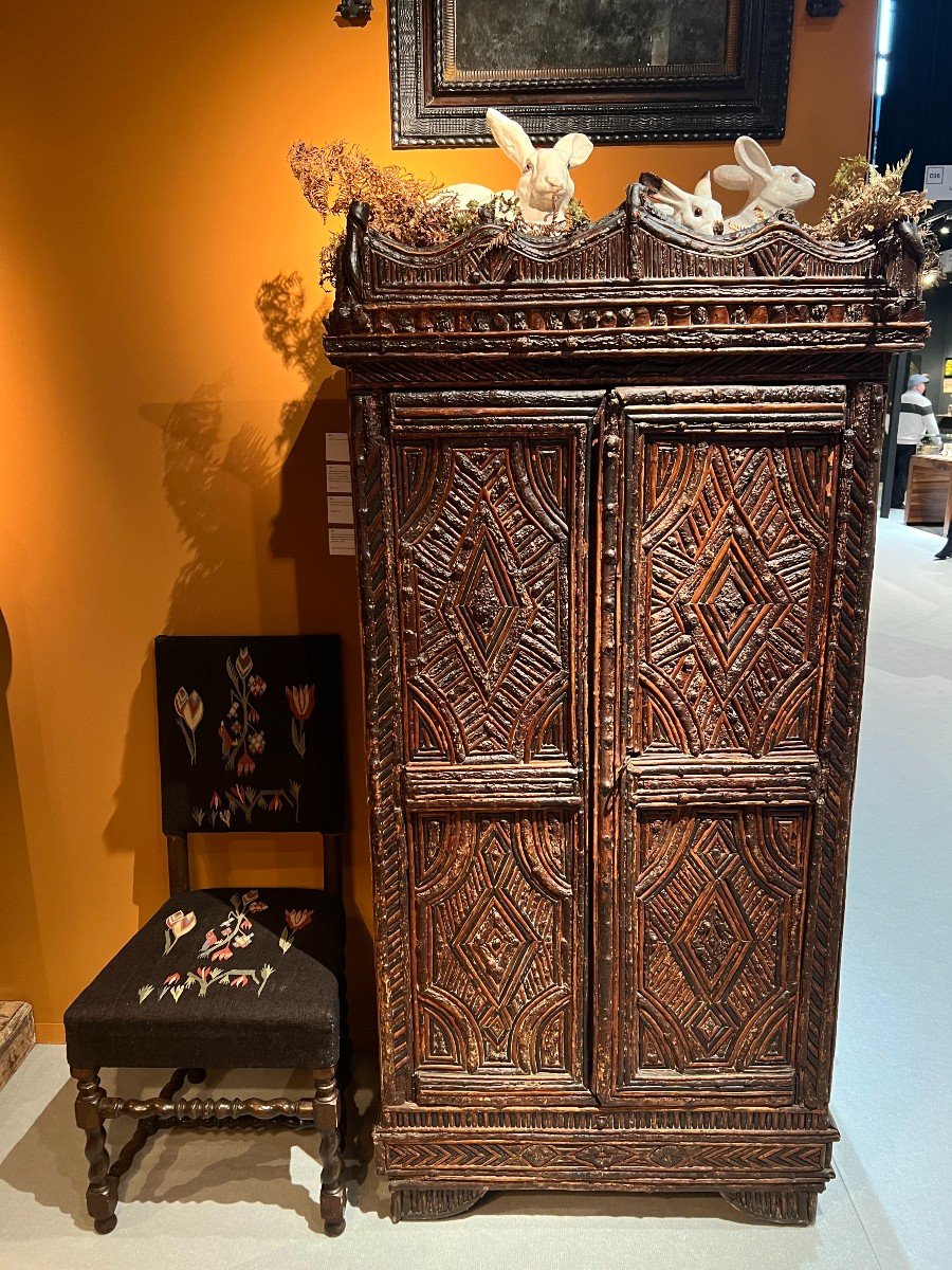 Armoire à Deux Portes  En écorce Et Brindilles De Noisetier