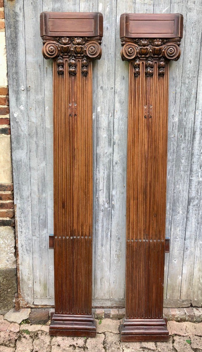 Pair Of Pilasters In Carved Oak H210 Cm