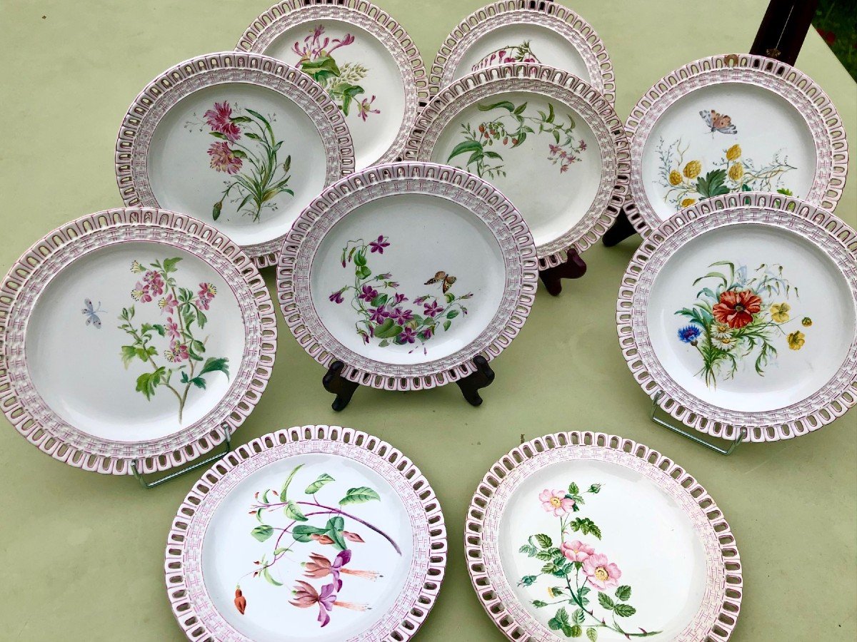 Suite De 10 Assiettes à Dessert Luneville vers 1900 , Différents Décors De Fleurs -photo-3