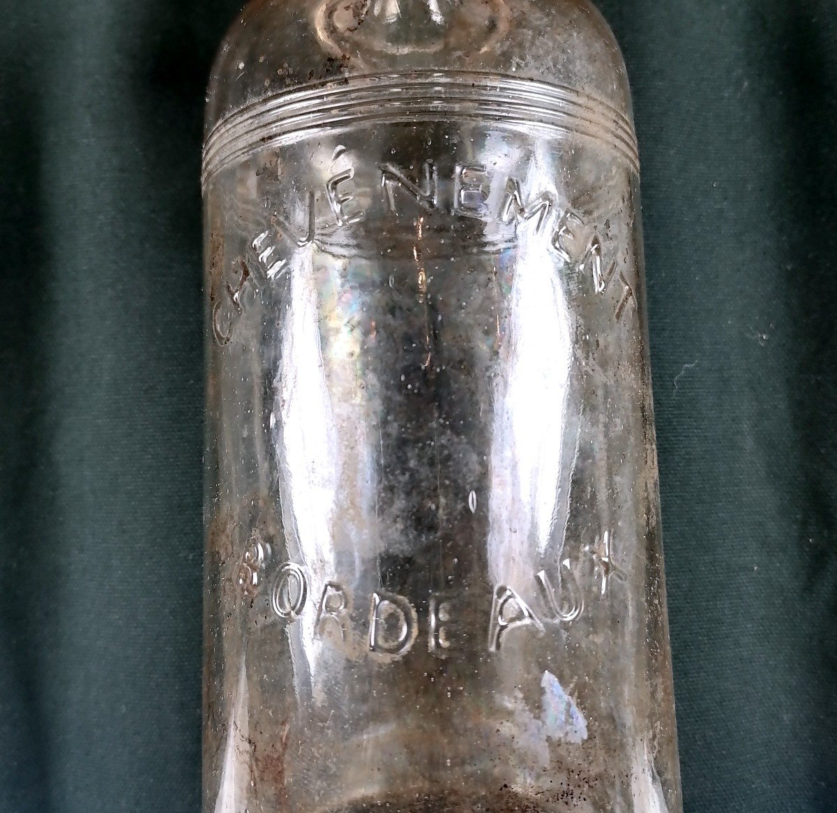 Old Burgundy Chevenement Ink Bottle-photo-3