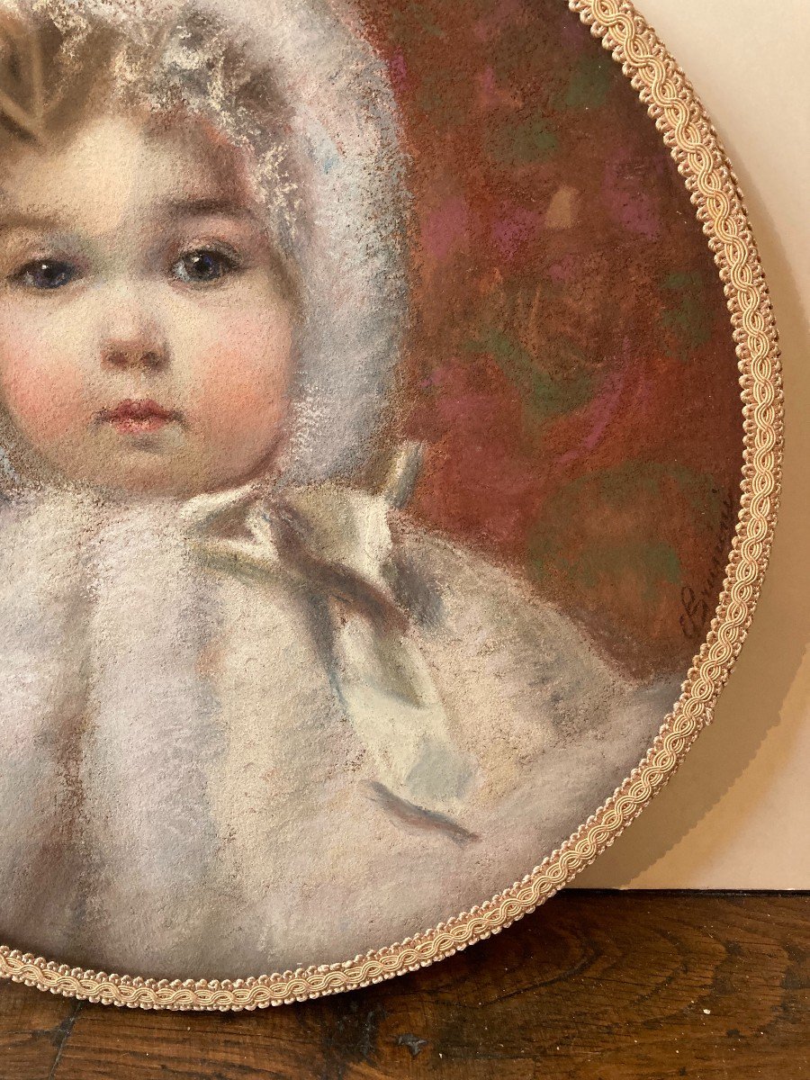 Ettore Brunini (1863-1943). Portrait Of A Child In White Fur. Pastel In Tondo.-photo-3