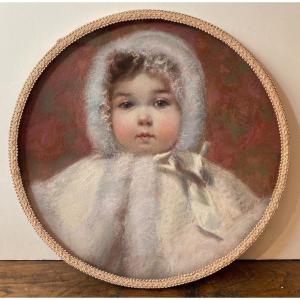 Ettore Brunini (1863-1943). Portrait Of A Child In White Fur. Pastel In Tondo.