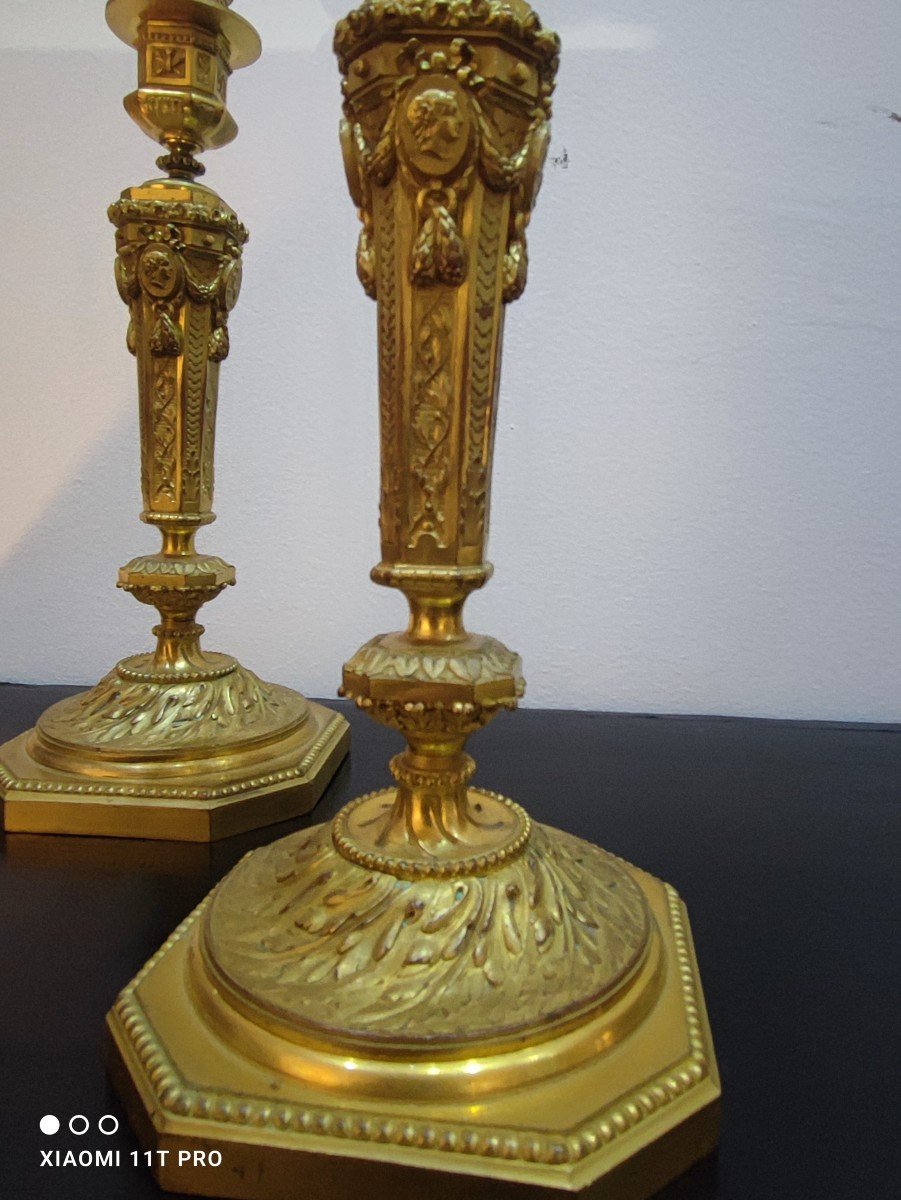 Pair Of Louis 16 Medallion Candlesticks-photo-2