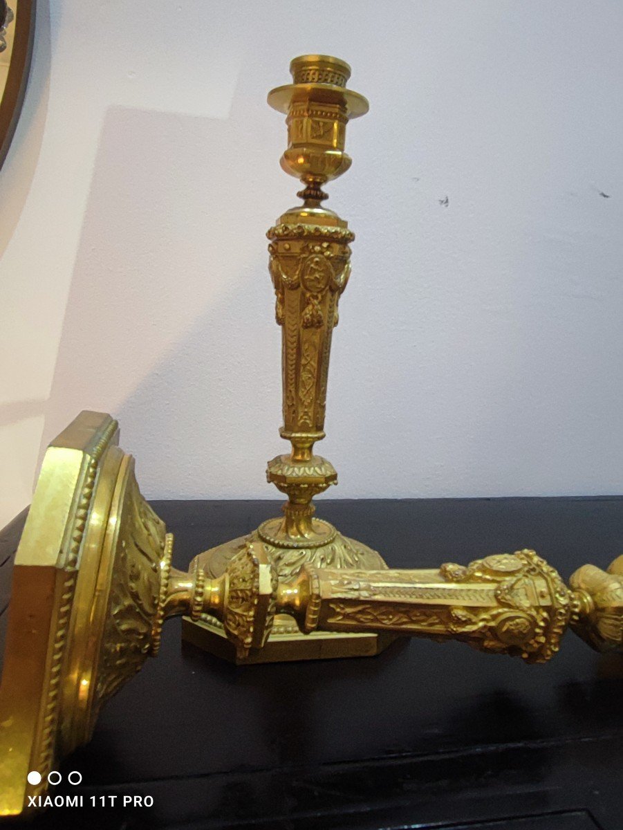 Pair Of Louis 16 Medallion Candlesticks-photo-3