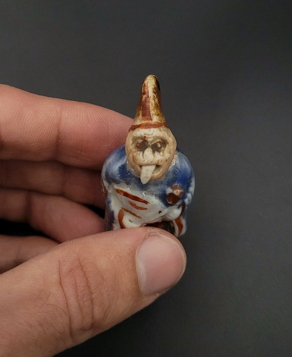 Netsuke - Monkey Disguised As A Sambaso Dancer - Porcelain - Late 19th Century-photo-2