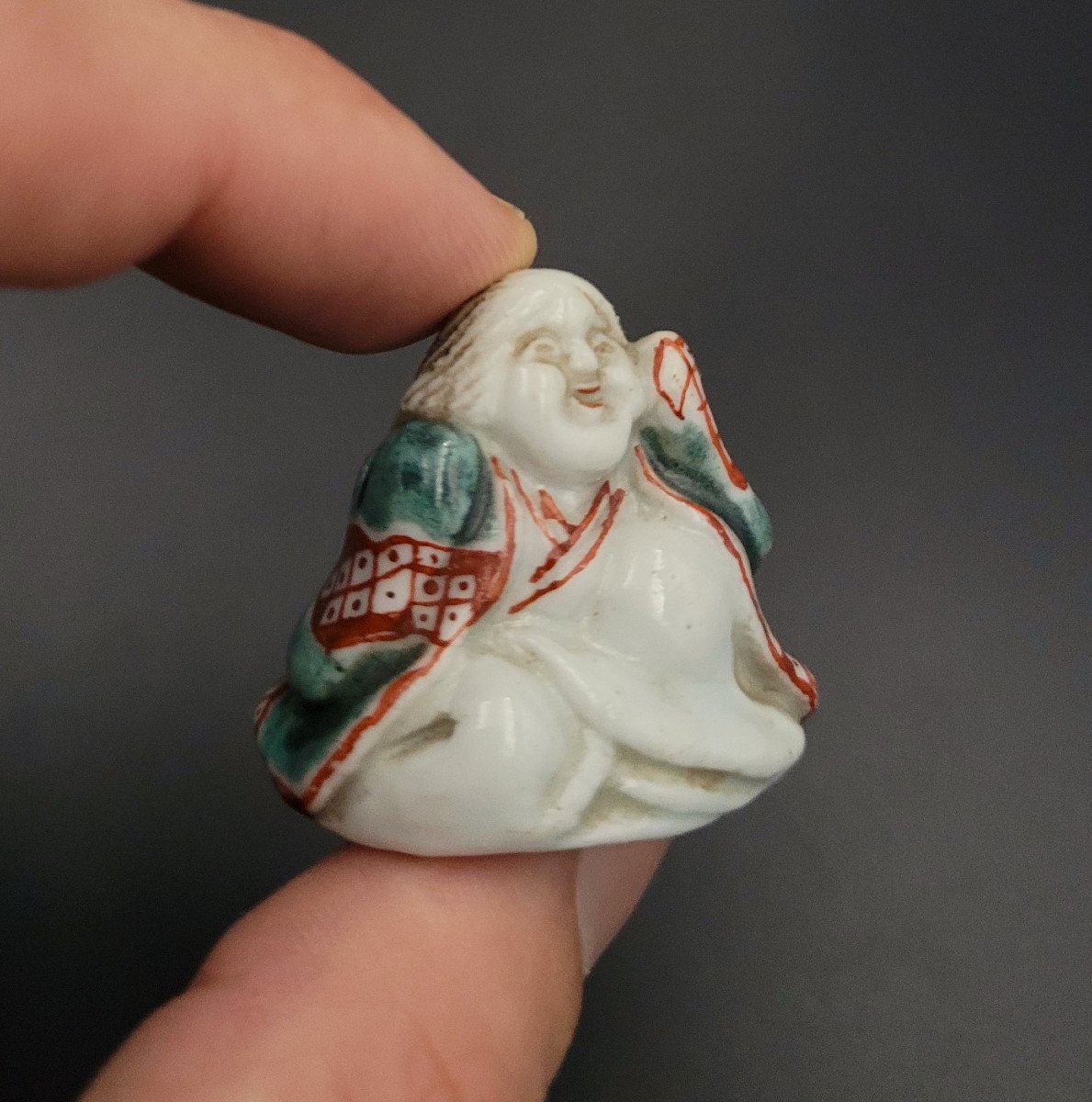 Erotic Netsuke - Okame Kneeling Masturbating - Porcelain - 19th Century