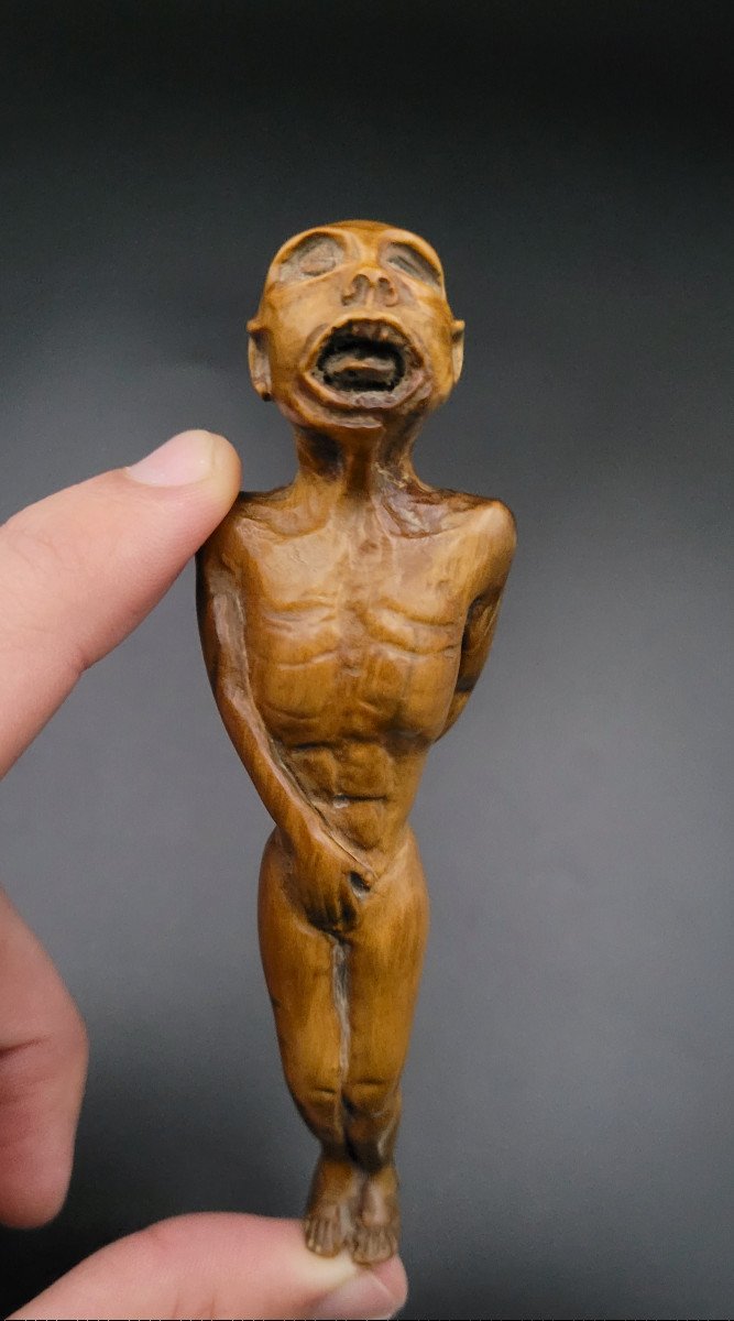 Netsuke - Dying Man - Wood - Japan - Edo Period -photo-2