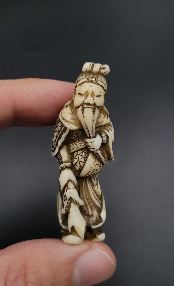 Netsuke - Guan Yu - Masatomo - Ivoire - Japon - Epoque Edo