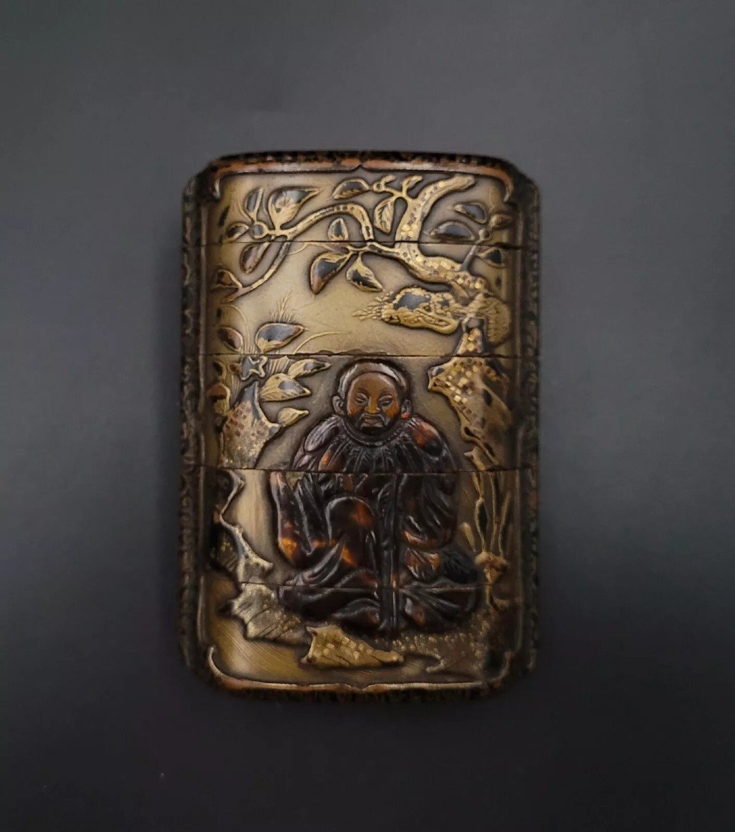 4-box Inro - Sennin Under The Trees - Gold Lacquer And Scales - 19th Century