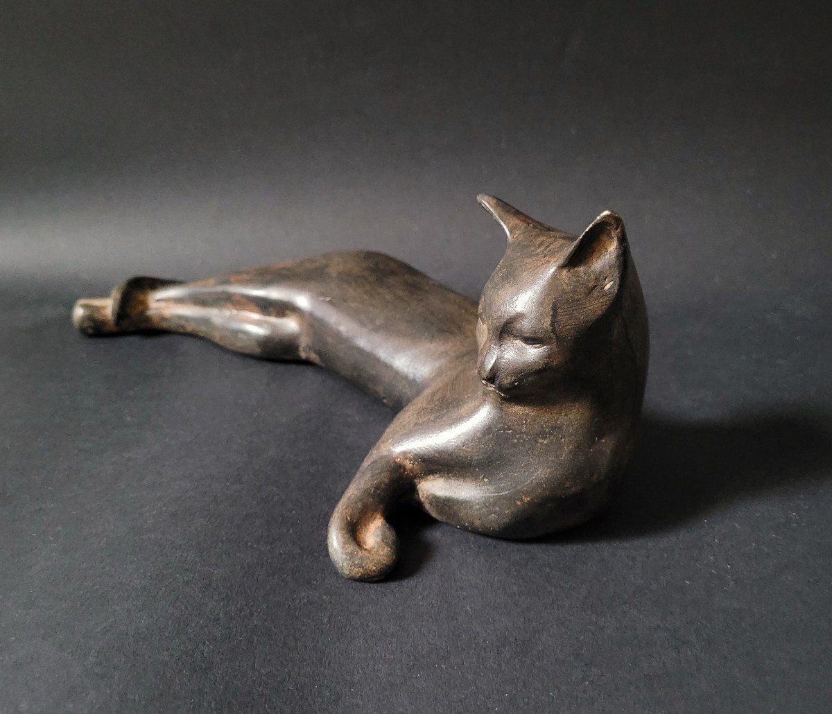 Pierre Chenet - Lying Cat - Bronze Sculpture-photo-3