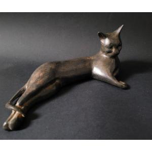 Pierre Chenet - Chat Allongé - Sculpture En Bronze