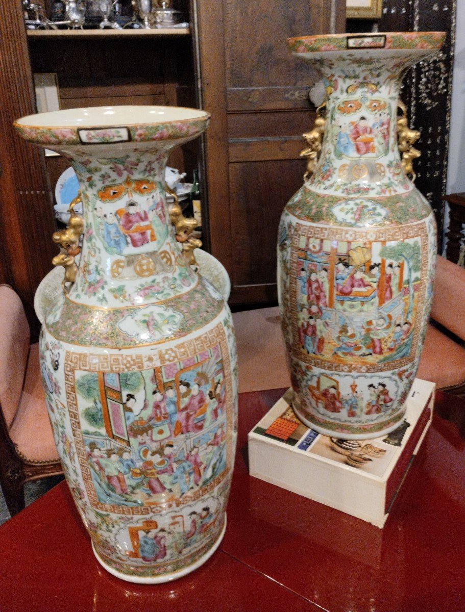 Paire De Vases - Chine - Dynastie Qing -  Canton - Fin XIX E S.