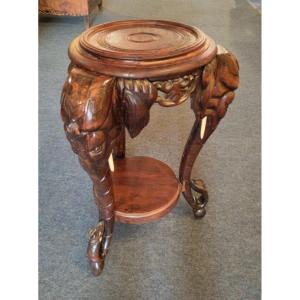 Bolster - Walnut - Tripod - Louis Majorelle - Elephant Heads - C. 1880.