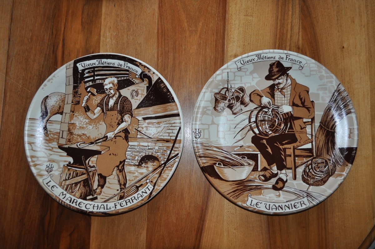 Series Of 12 Large Porcelain Plates Old Trades Of France Le Meunier Charron Etc Stoneware-photo-4