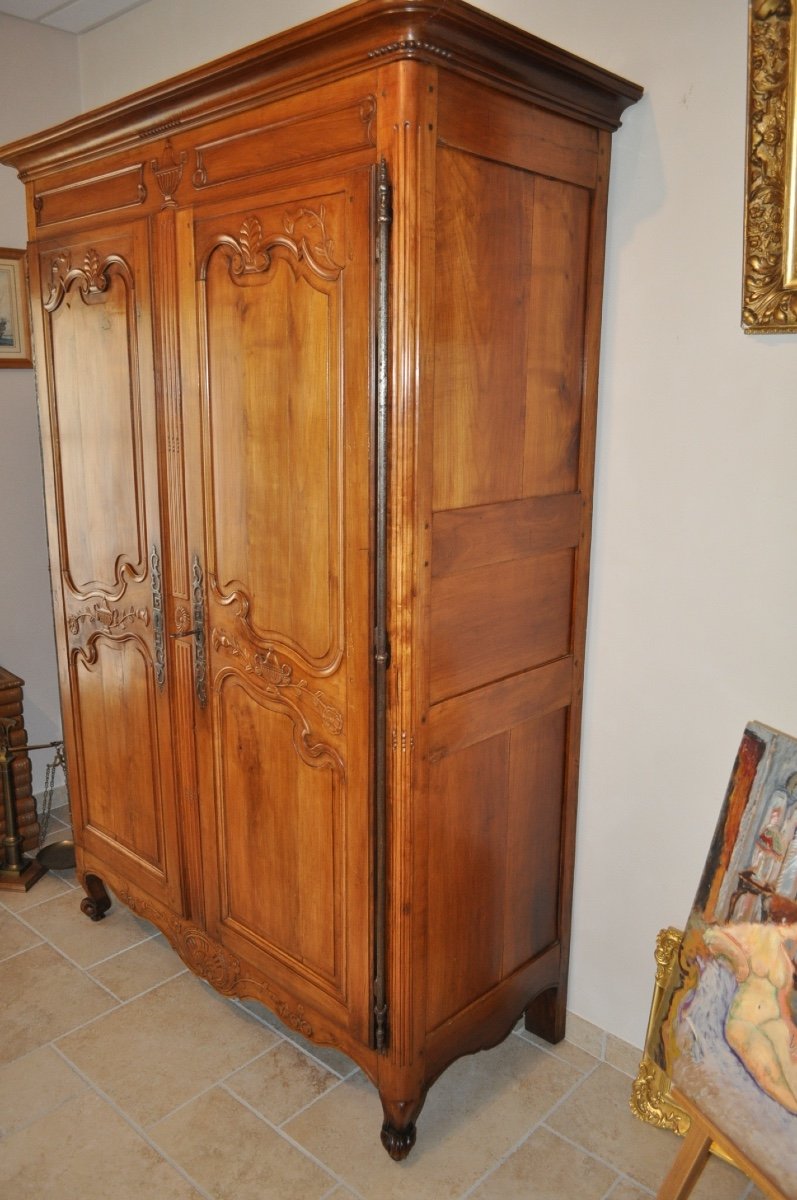 Armoire Louis XV Ancienne Du Val De Loire En Merisier Massif d'époque 18ème-photo-4