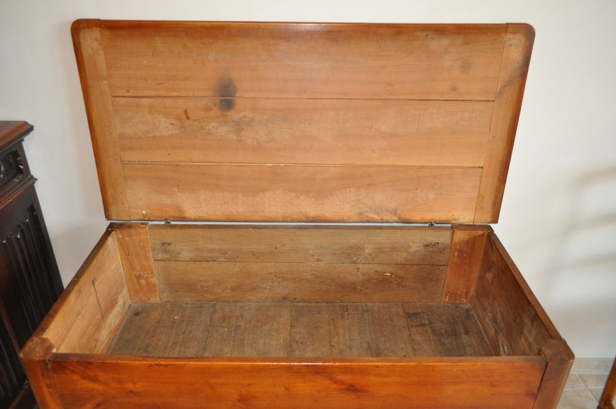 Antique Chest Or Chest In Solid Cherry Wood, 19th Century-photo-1