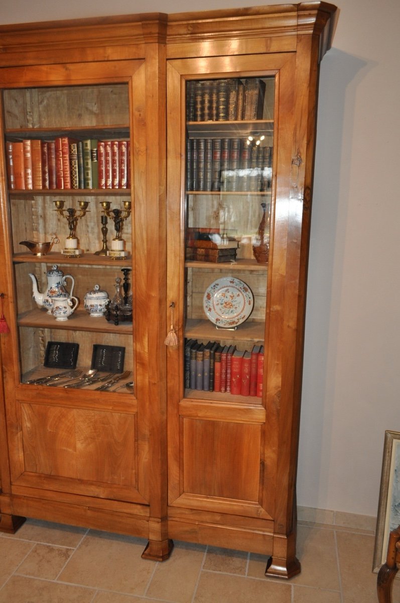 Large Antique Display Cabinet Or Bookcase With 3 Doors In Blond Walnut From The Louis Philippe Period, 19th Century-photo-3