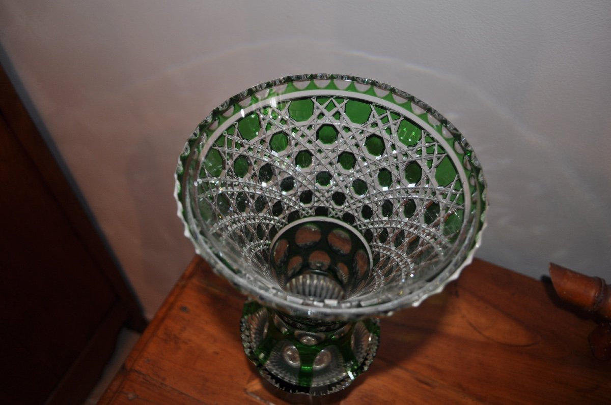 Large Medici Vase In Double Cut Green Crystal Unsigned ... St Louis?-photo-2