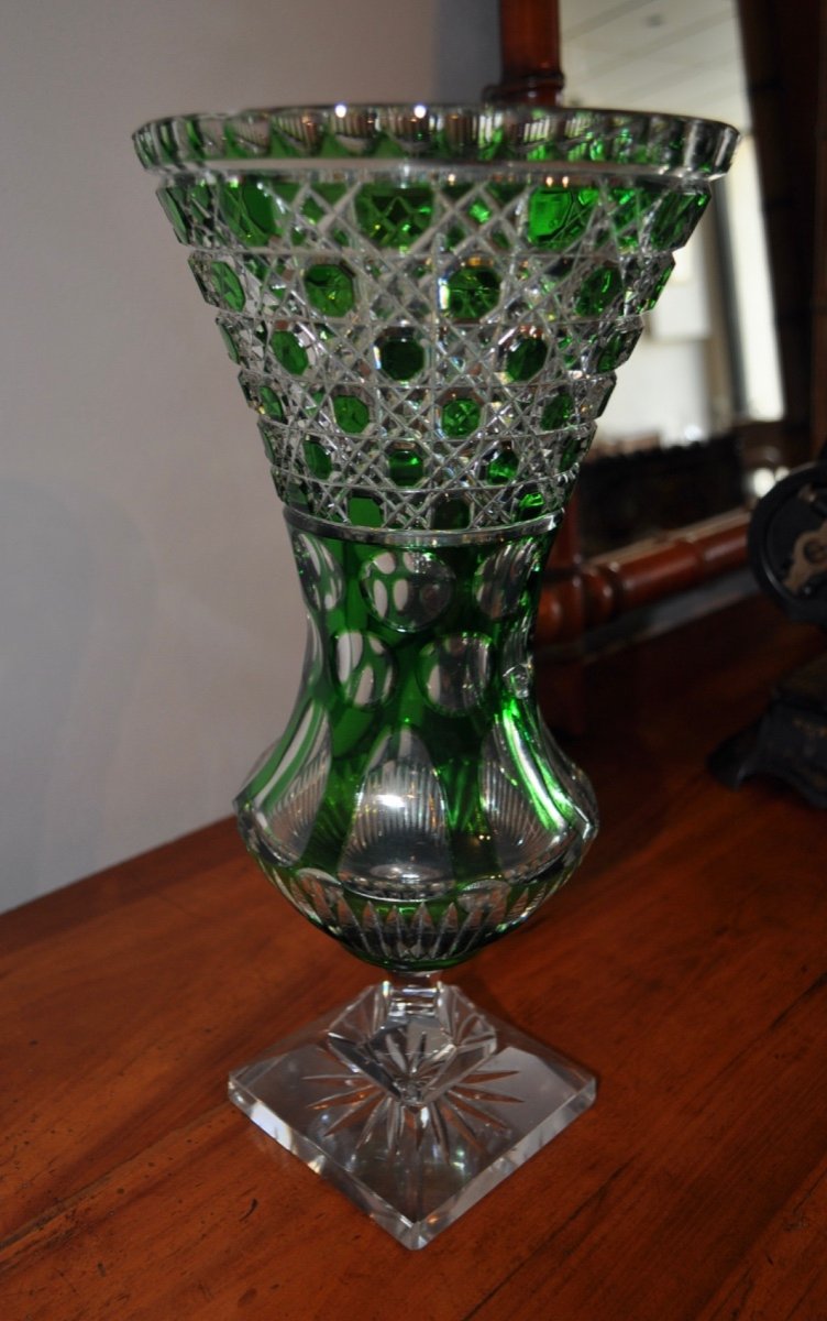 Large Medici Vase In Double Cut Green Crystal Unsigned ... St Louis?-photo-4