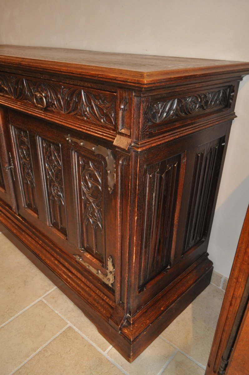 Large And Long Antique Oak Buffet In Renaissance Or Gothic Style From The 19th Century Sideboard-photo-3