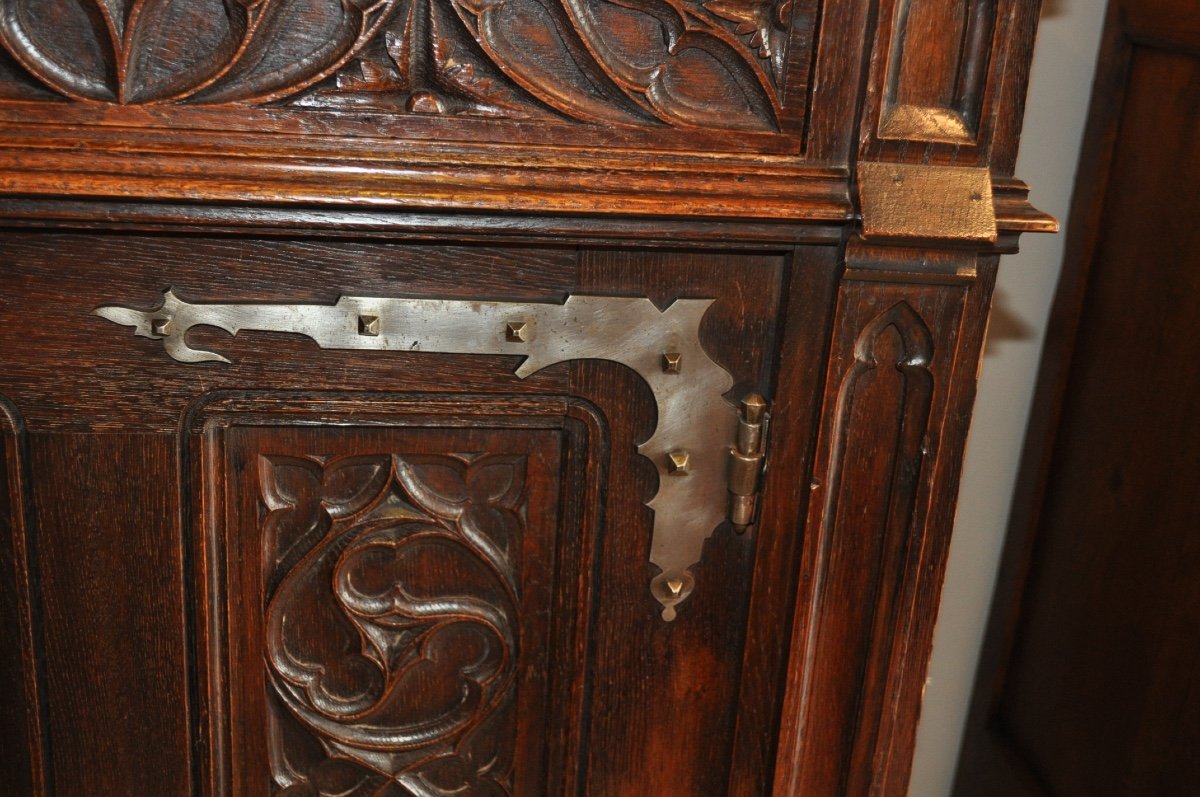 Large And Long Antique Oak Buffet In Renaissance Or Gothic Style From The 19th Century Sideboard-photo-4