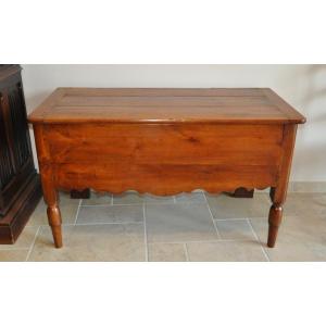 Antique Chest Or Chest In Solid Cherry Wood, 19th Century