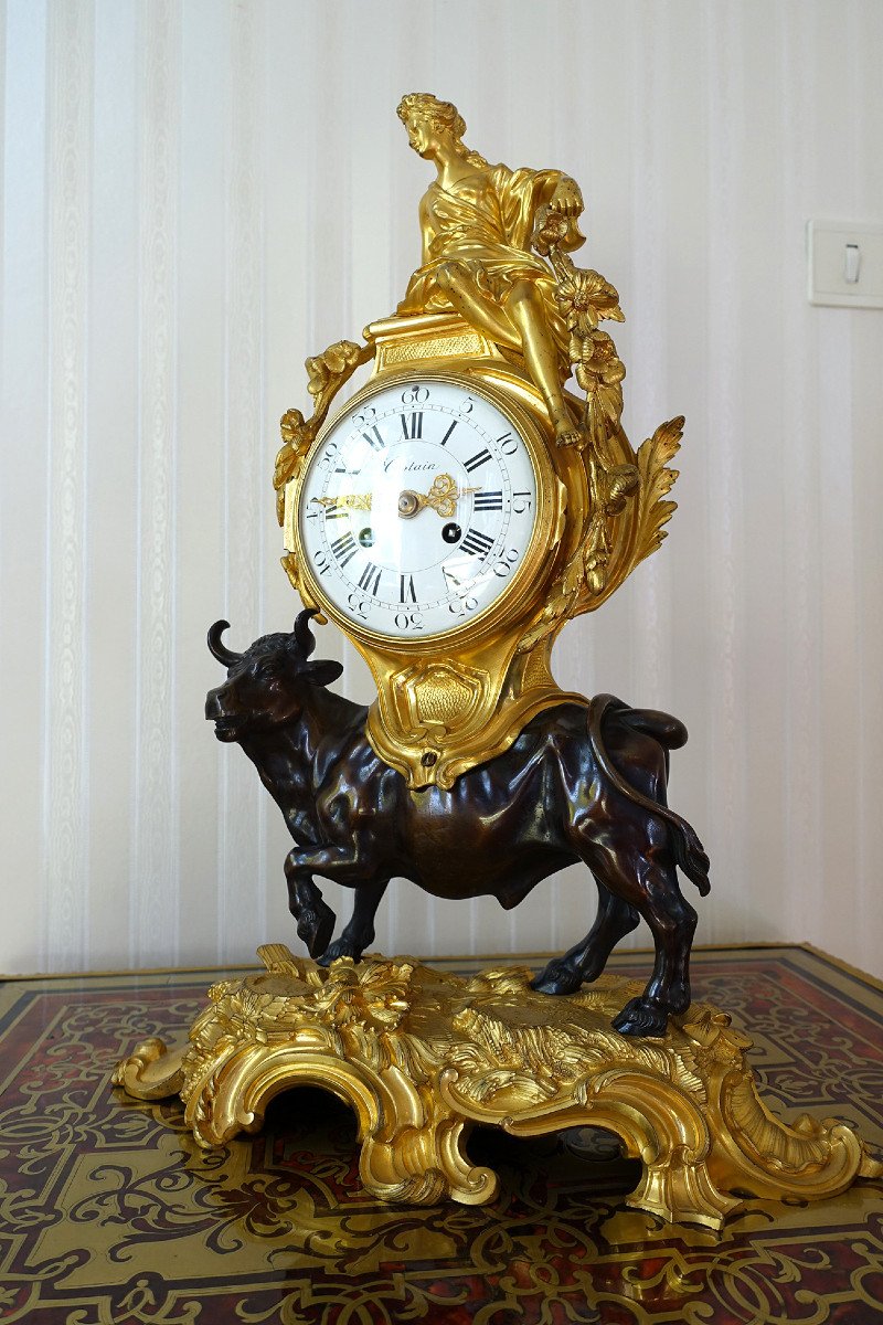 Louis XV Clock In Gilt Bronze And Brown Patina With Bull - The Rape Of Europa - Circa 1870-photo-2