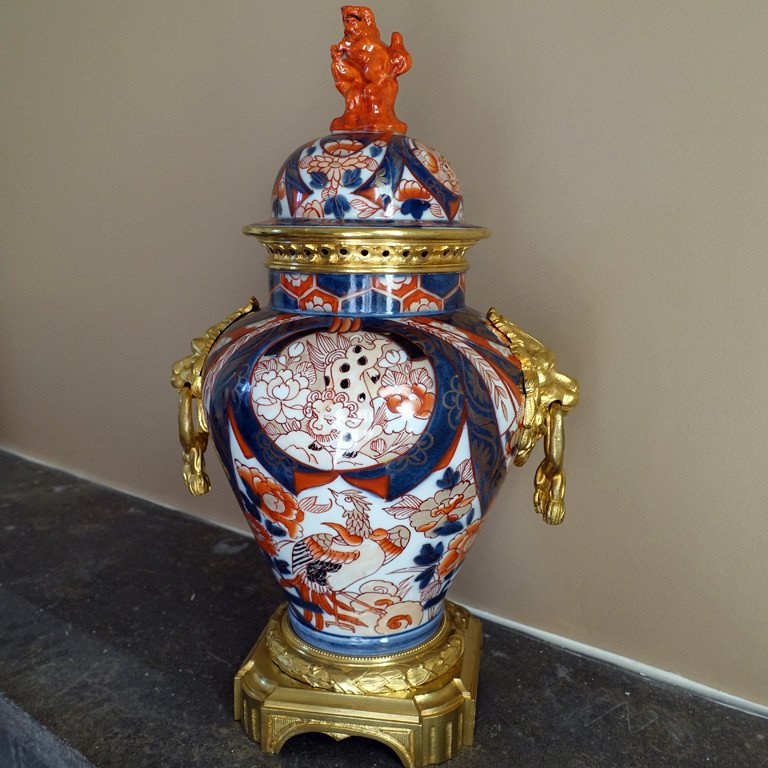 Imari Porcelain Vase - Gilt Bronze Mount - 19th Century