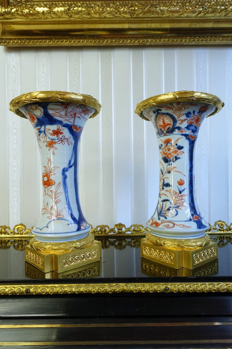 Paire De Vases En Porcelaine à Décor Imari Et Monture En Bronze Doré, Fin XVIIIème-photo-2