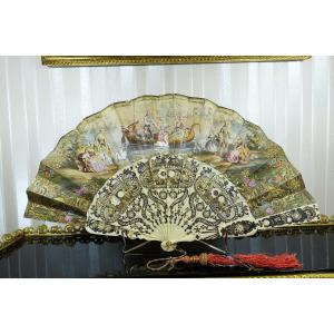 Old 18th Century Fan. Two-tone Gold Frame Pierced, Carved With Rich Floral Decoration