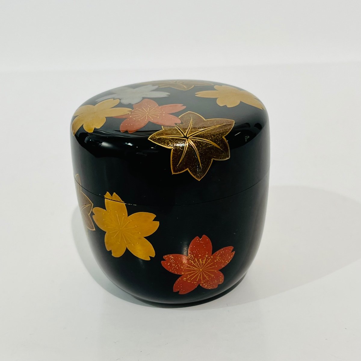 Natsume Japanese Lacquered Box For Macha Momiji And Sakura - Japan