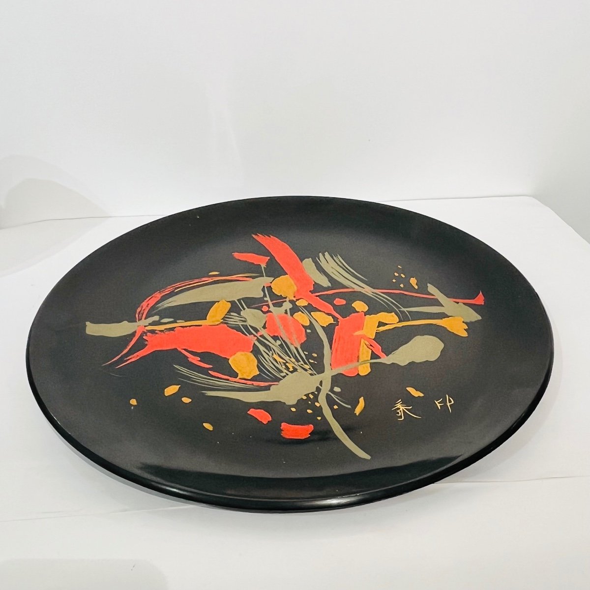 Large Japanese Calligraphed Lacquered Plate - Japan