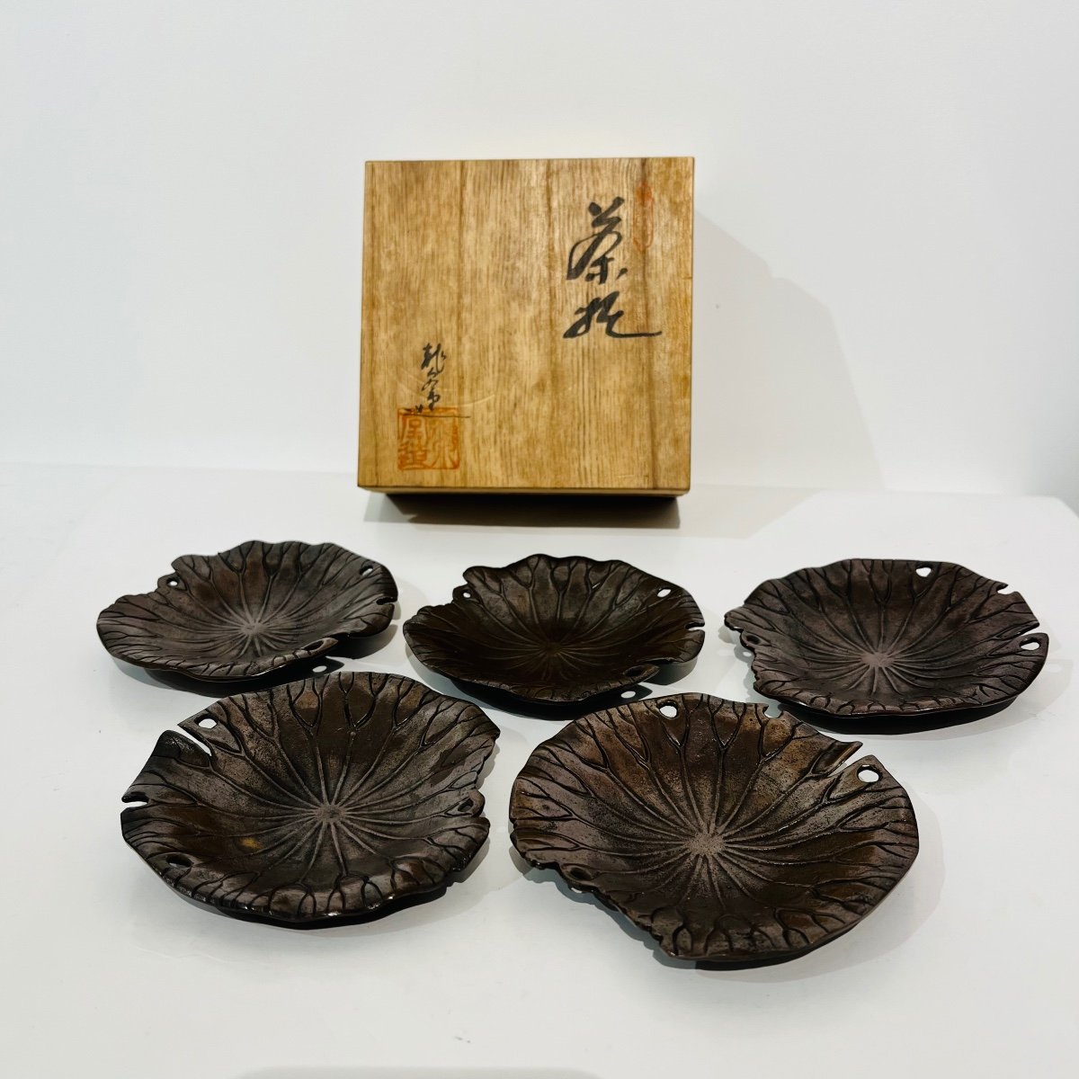 Set Of 5 Small Japanese Lotus Plates - Japan-photo-2