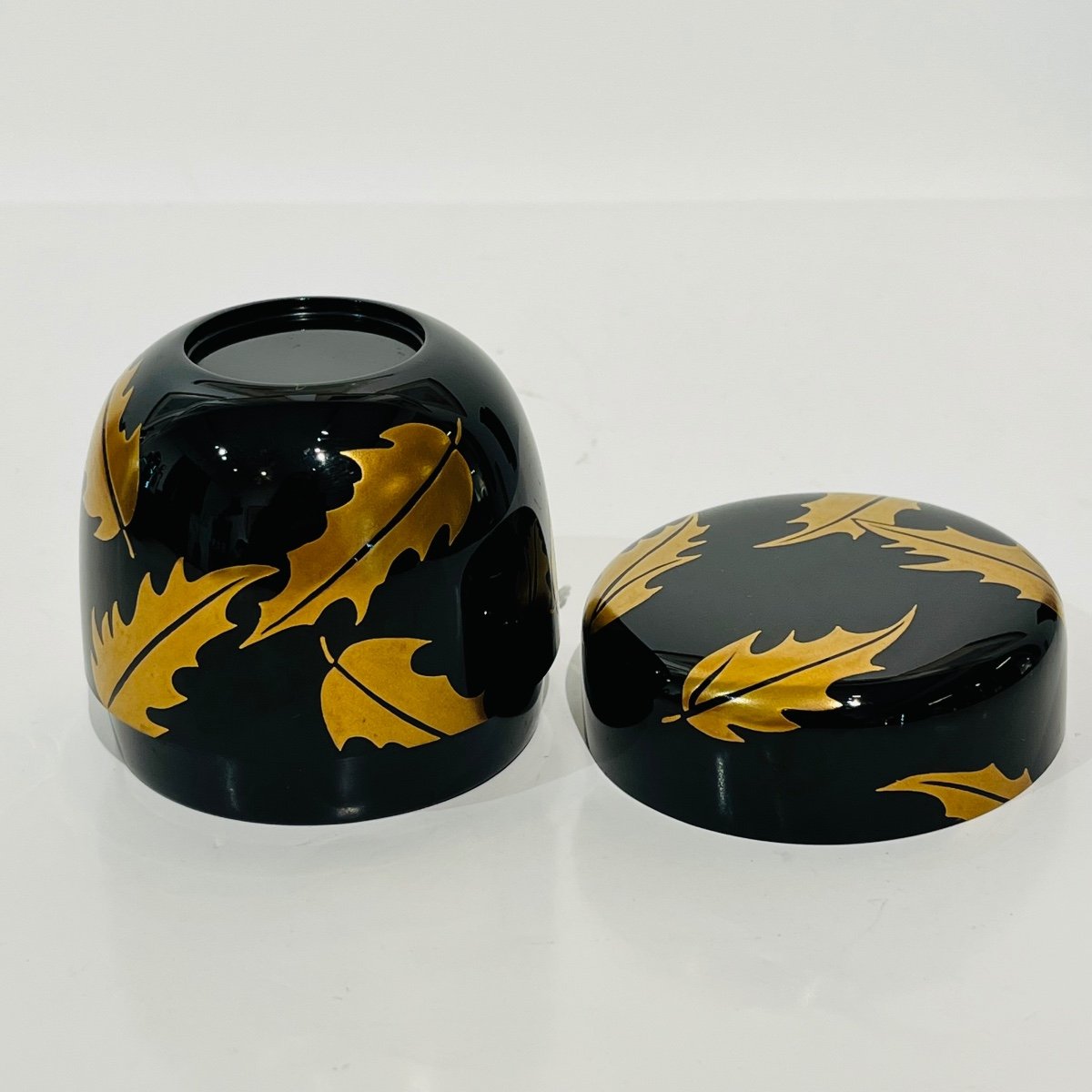 Natsume Japanese Lacquered Tea Box Holly Leaves - Japan-photo-4