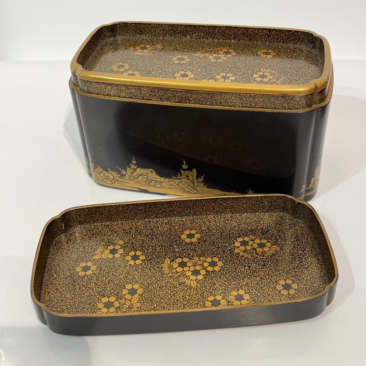 Japanese Lacquered Box And Its Tray Edo - Japan-photo-3